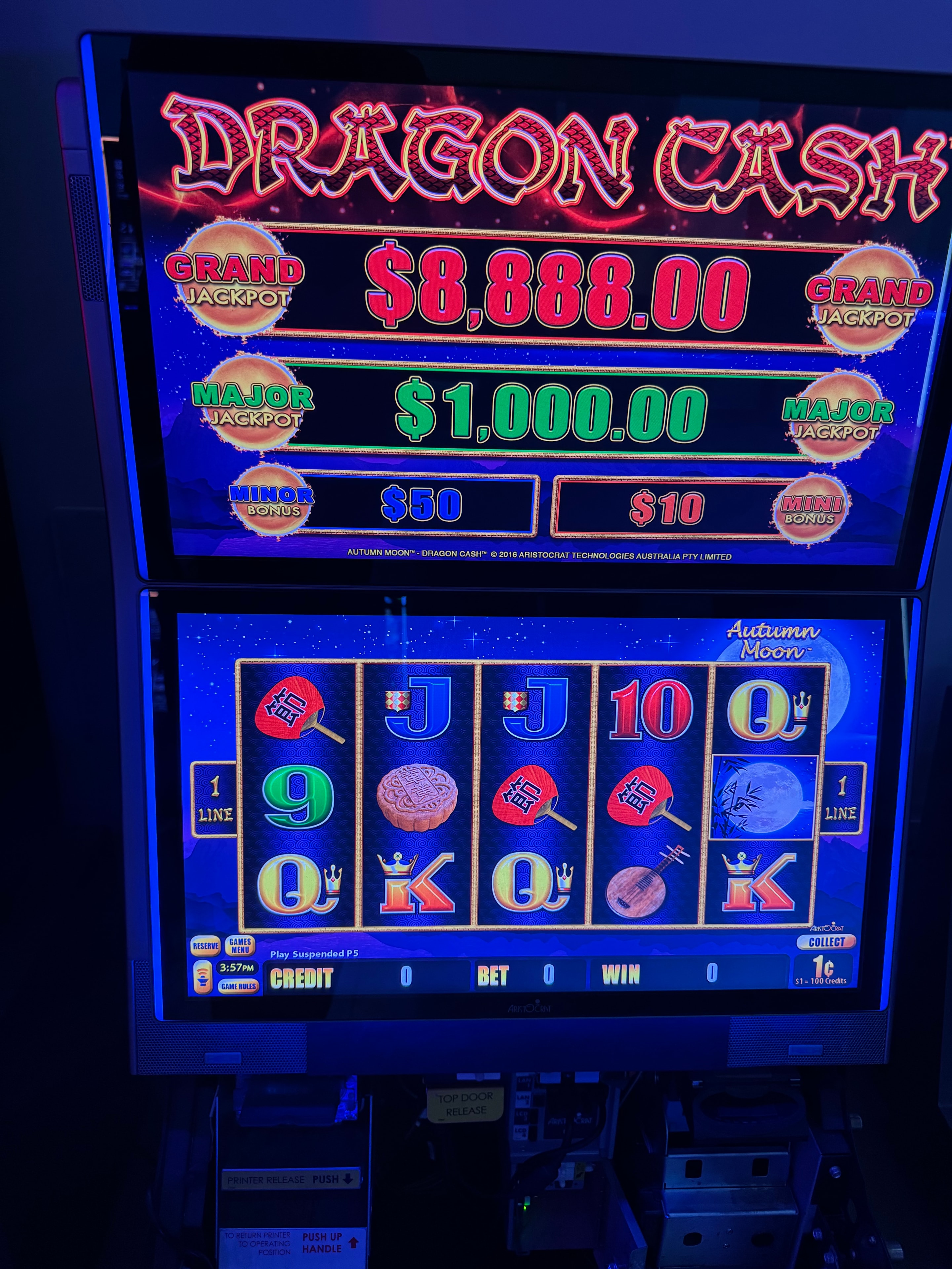 Dragon Cash Autumn Moon slot machine